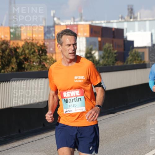 03.10.2025 - Köhlbrandbrückenlauf Jannik Wohlers http://msf.ph/oto/9052409 03.10.2025 09:46:47 Position 3 1315 meine-sportfotos.de