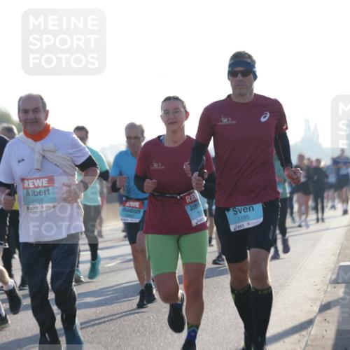 03.10.2025 - Köhlbrandbrückenlauf Jannik Wohlers http://msf.ph/oto/9052521 03.10.2025 09:19:27 Position 3 2056, 11, 110, 1195 meine-sportfotos.de