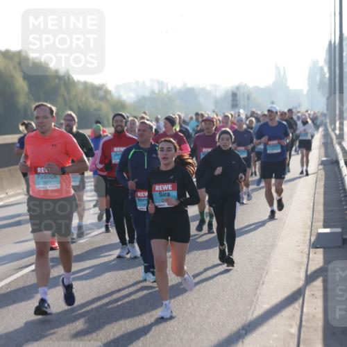 03.10.2025 - Köhlbrandbrückenlauf Jannik Wohlers http://msf.ph/oto/9052687 03.10.2025 09:19:37 Position 3 1973, 180 meine-sportfotos.de
