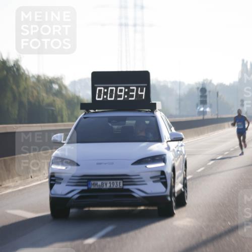 03.10.2025 - Köhlbrandbrückenlauf Jannik Wohlers http://msf.ph/oto/9052688 03.10.2025 09:09:34 Position 3 0, 09, 34, 193 meine-sportfotos.de