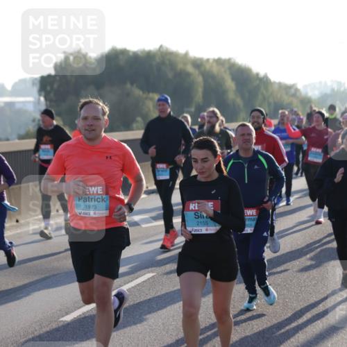 03.10.2025 - Köhlbrandbrückenlauf Jannik Wohlers http://msf.ph/oto/9052772 03.10.2025 09:19:39 Position 3 1973, 2155, 805 meine-sportfotos.de