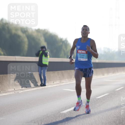 03.10.2025 - Köhlbrandbrückenlauf Jannik Wohlers http://msf.ph/oto/9052827 03.10.2025 09:09:44 Position 3 3769 meine-sportfotos.de