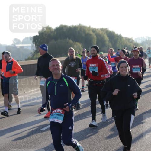 03.10.2025 - Köhlbrandbrückenlauf Jannik Wohlers http://msf.ph/oto/9052838 03.10.2025 09:19:40 Position 3 1805 meine-sportfotos.de
