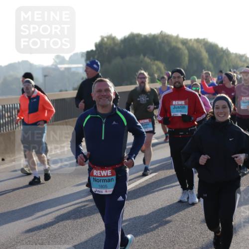 03.10.2025 - Köhlbrandbrückenlauf Jannik Wohlers http://msf.ph/oto/9052861 03.10.2025 09:19:40 Position 3 1805, 3216 meine-sportfotos.de