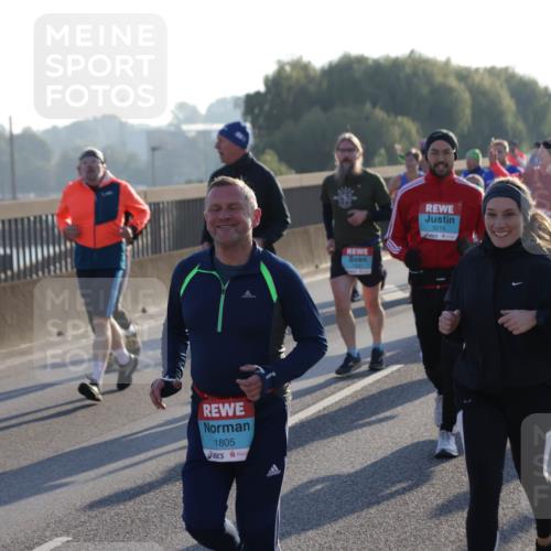 03.10.2025 - Köhlbrandbrückenlauf Jannik Wohlers http://msf.ph/oto/9052878 03.10.2025 09:19:41 Position 3 1805, 3216 meine-sportfotos.de