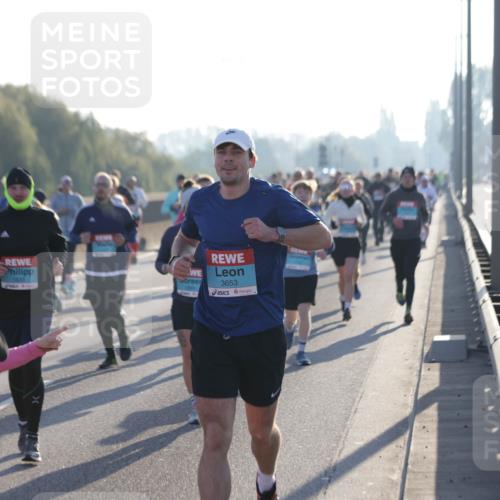 03.10.2025 - Köhlbrandbrückenlauf Jannik Wohlers http://msf.ph/oto/9052920 03.10.2025 09:19:42 Position 3 2832, 1833, 3653 meine-sportfotos.de