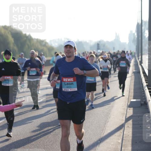 03.10.2025 - Köhlbrandbrückenlauf Jannik Wohlers http://msf.ph/oto/9052924 03.10.2025 09:19:42 Position 3 2832, 1833, 3653 meine-sportfotos.de