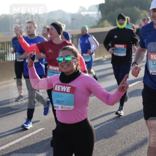 03.10.2025 - Köhlbrandbrückenlauf Jannik Wohlers http://msf.ph/oto/9052989 03.10.2025 09:19:44 Position 3 3827, 1831, 3653 meine-sportfotos.de