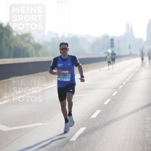 03.10.2025 - Köhlbrandbrückenlauf Jannik Wohlers http://msf.ph/oto/9052993 03.10.2025 09:10:20 Position 3 3247 meine-sportfotos.de