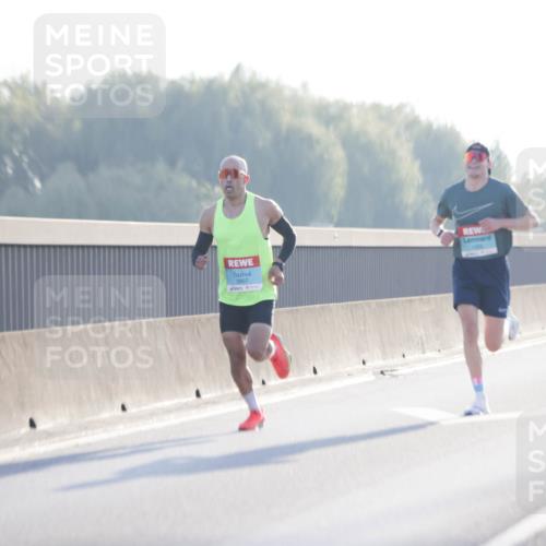 03.10.2025 - Köhlbrandbrückenlauf Jannik Wohlers http://msf.ph/oto/9053087 03.10.2025 09:10:36 Position 3 3807 meine-sportfotos.de