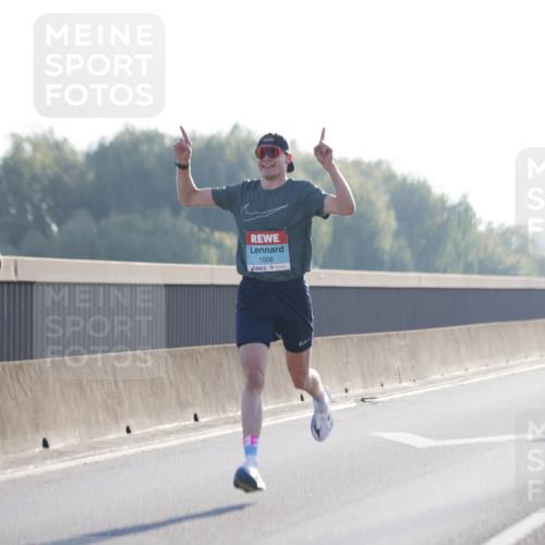 03.10.2025 - Köhlbrandbrückenlauf Jannik Wohlers http://msf.ph/oto/9053161 03.10.2025 09:10:37 Position 3 3807, 1008 meine-sportfotos.de