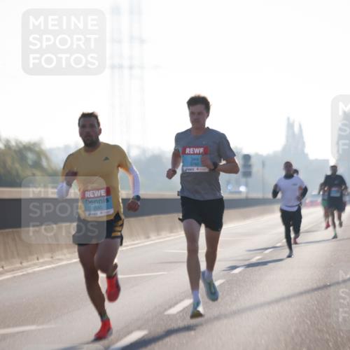 03.10.2025 - Köhlbrandbrückenlauf Jannik Wohlers http://msf.ph/oto/9053197 03.10.2025 09:10:39 Position 3 3590, 3782 meine-sportfotos.de