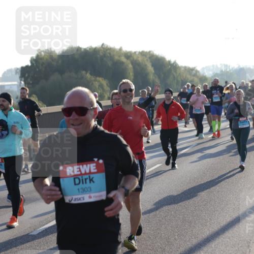 03.10.2025 - Köhlbrandbrückenlauf Jannik Wohlers http://msf.ph/oto/9053234 03.10.2025 09:19:51 Position 3 1303 meine-sportfotos.de