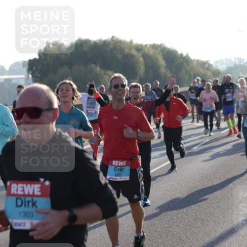03.10.2025 - Köhlbrandbrückenlauf Jannik Wohlers http://msf.ph/oto/9053261 03.10.2025 09:19:51 Position 3 1303, 3201 meine-sportfotos.de