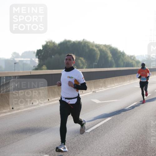 03.10.2025 - Köhlbrandbrückenlauf Jannik Wohlers http://msf.ph/oto/9053349 03.10.2025 09:10:47 Position 3  meine-sportfotos.de