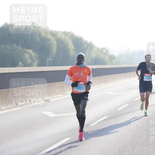 03.10.2025 - Köhlbrandbrückenlauf Jannik Wohlers http://msf.ph/oto/9053388 03.10.2025 09:10:48 Position 3 3714 meine-sportfotos.de