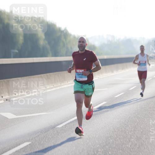 03.10.2025 - Köhlbrandbrückenlauf Jannik Wohlers http://msf.ph/oto/9053568 03.10.2025 09:10:54 Position 3 2968 meine-sportfotos.de
