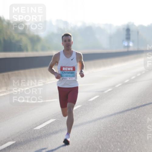 03.10.2025 - Köhlbrandbrückenlauf Jannik Wohlers http://msf.ph/oto/9053626 03.10.2025 09:10:56 Position 3 1013 meine-sportfotos.de