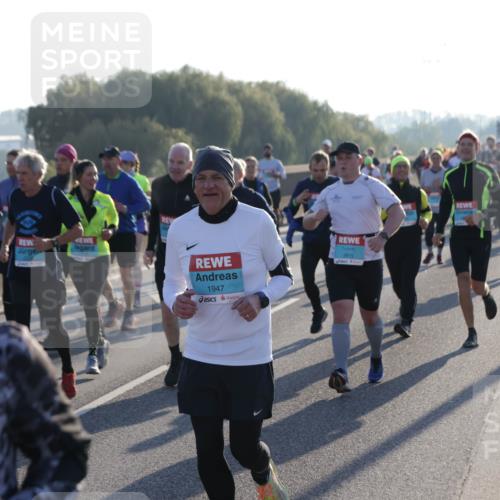 03.10.2025 - Köhlbrandbrückenlauf Jannik Wohlers http://msf.ph/oto/9053798 03.10.2025 09:20:03 Position 3 1947, 3815 meine-sportfotos.de
