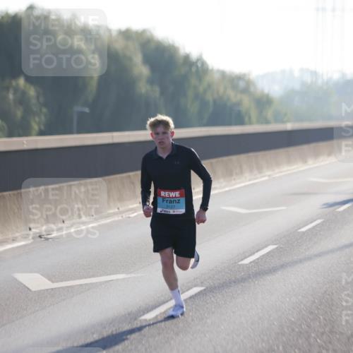 03.10.2025 - Köhlbrandbrückenlauf Jannik Wohlers http://msf.ph/oto/9053826 03.10.2025 09:11:25 Position 3 3127 meine-sportfotos.de