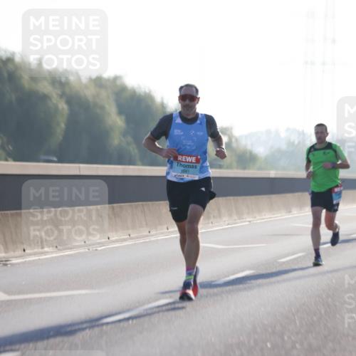 03.10.2025 - Köhlbrandbrückenlauf Jannik Wohlers http://msf.ph/oto/9053869 03.10.2025 09:11:30 Position 3 36, 1041 meine-sportfotos.de