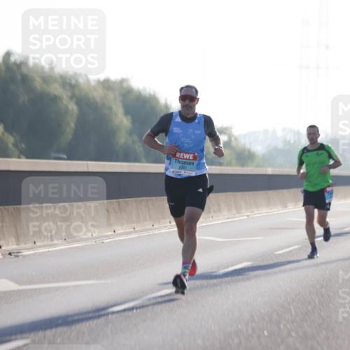 03.10.2025 - Köhlbrandbrückenlauf Jannik Wohlers http://msf.ph/oto/9053874 03.10.2025 09:11:31 Position 3 86, 1041 meine-sportfotos.de
