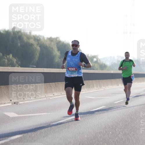 03.10.2025 - Köhlbrandbrückenlauf Jannik Wohlers http://msf.ph/oto/9053892 03.10.2025 09:11:31 Position 3 1041 meine-sportfotos.de