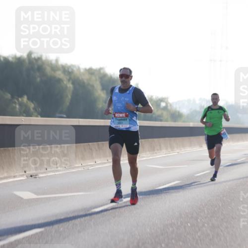 03.10.2025 - Köhlbrandbrückenlauf Jannik Wohlers http://msf.ph/oto/9053896 03.10.2025 09:11:31 Position 3 1041 meine-sportfotos.de