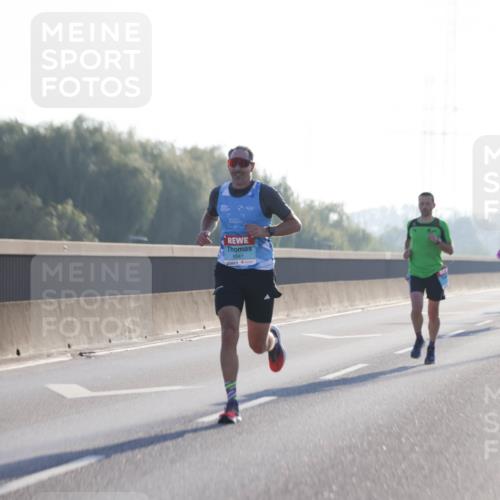 03.10.2025 - Köhlbrandbrückenlauf Jannik Wohlers http://msf.ph/oto/9053915 03.10.2025 09:11:31 Position 3 1041 meine-sportfotos.de