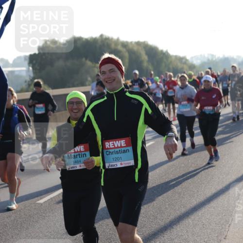 03.10.2025 - Köhlbrandbrückenlauf Jannik Wohlers http://msf.ph/oto/9053972 03.10.2025 09:20:05 Position 3 1558, 1464, 1201 meine-sportfotos.de