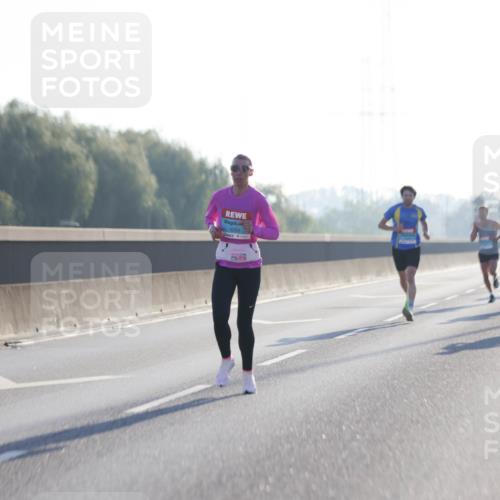 03.10.2025 - Köhlbrandbrückenlauf Jannik Wohlers http://msf.ph/oto/9053981 03.10.2025 09:11:36 Position 3 3203 meine-sportfotos.de