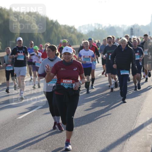 03.10.2025 - Köhlbrandbrückenlauf Jannik Wohlers http://msf.ph/oto/9054003 03.10.2025 09:20:06 Position 3 1719 meine-sportfotos.de
