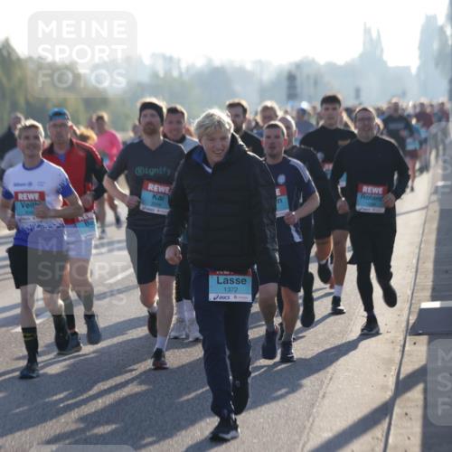 03.10.2025 - Köhlbrandbrückenlauf Jannik Wohlers http://msf.ph/oto/9054055 03.10.2025 09:20:08 Position 3 1568, 1372 meine-sportfotos.de