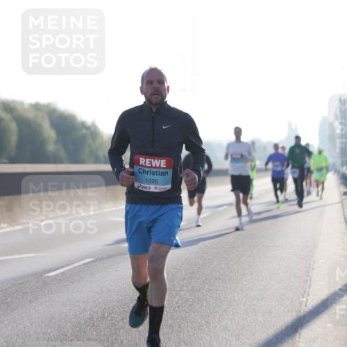 03.10.2025 - Köhlbrandbrückenlauf Jannik Wohlers http://msf.ph/oto/9054079 03.10.2025 09:11:48 Position 3 1026 meine-sportfotos.de
