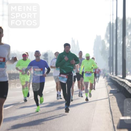 03.10.2025 - Köhlbrandbrückenlauf Jannik Wohlers http://msf.ph/oto/9054134 03.10.2025 09:11:50 Position 3 3209, 1187 meine-sportfotos.de