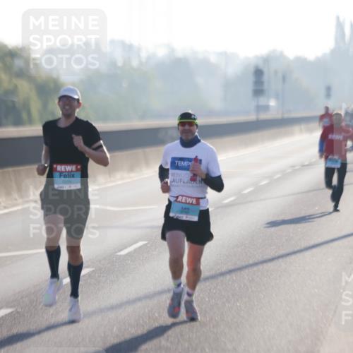 03.10.2025 - Köhlbrandbrückenlauf Jannik Wohlers http://msf.ph/oto/9054357 03.10.2025 09:12:06 Position 3 3299, 3740 meine-sportfotos.de