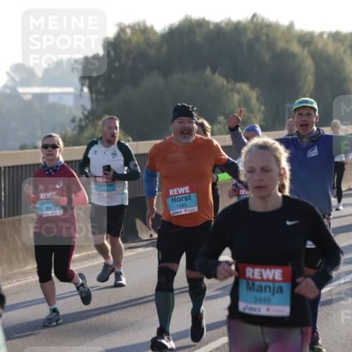 03.10.2025 - Köhlbrandbrückenlauf Jannik Wohlers http://msf.ph/oto/9054506 03.10.2025 09:20:19 Position 3 3839, 1593, 3445, 453 meine-sportfotos.de