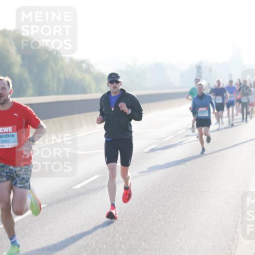 03.10.2025 - Köhlbrandbrückenlauf Jannik Wohlers http://msf.ph/oto/9054532 03.10.2025 09:12:25 Position 3 2402 meine-sportfotos.de