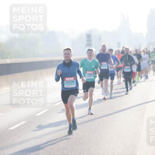 03.10.2025 - Köhlbrandbrückenlauf Jannik Wohlers http://msf.ph/oto/9054572 03.10.2025 09:12:27 Position 3 3350 meine-sportfotos.de