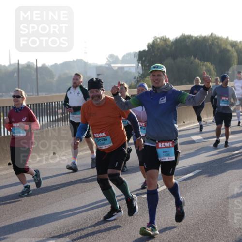 03.10.2025 - Köhlbrandbrückenlauf Jannik Wohlers http://msf.ph/oto/9054627 03.10.2025 09:20:20 Position 3 1593, 1538, 3736, 417 meine-sportfotos.de