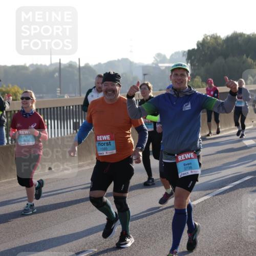 03.10.2025 - Köhlbrandbrückenlauf Jannik Wohlers http://msf.ph/oto/9054661 03.10.2025 09:20:21 Position 3 3839, 1593, 3736 meine-sportfotos.de