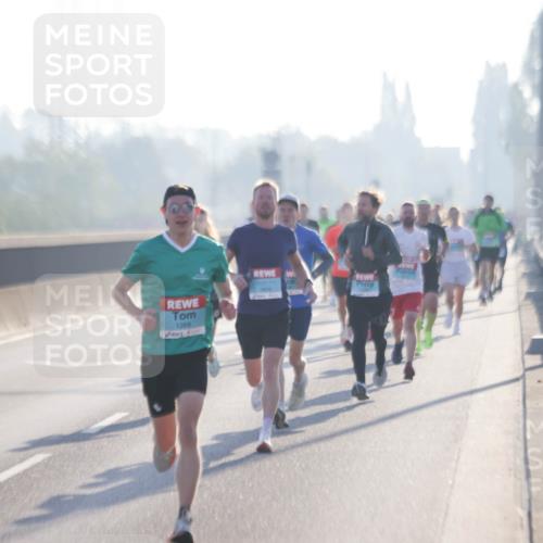 03.10.2025 - Köhlbrandbrückenlauf Jannik Wohlers http://msf.ph/oto/9054662 03.10.2025 09:12:29 Position 3 1268 meine-sportfotos.de