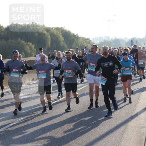 03.10.2025 - Köhlbrandbrückenlauf Jannik Wohlers http://msf.ph/oto/9054689 03.10.2025 09:20:22 Position 3 1754 meine-sportfotos.de