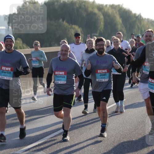 03.10.2025 - Köhlbrandbrückenlauf Jannik Wohlers http://msf.ph/oto/9054767 03.10.2025 09:20:23 Position 3 3027, 3022, 3026, 302, 1785 meine-sportfotos.de