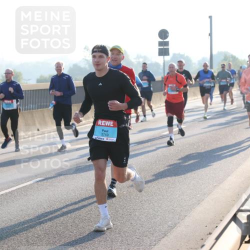 03.10.2025 - Köhlbrandbrückenlauf Lena Gebhardt http://msf.ph/oto/9054788 03.10.2025 09:16:39 Position 1 3749 meine-sportfotos.de