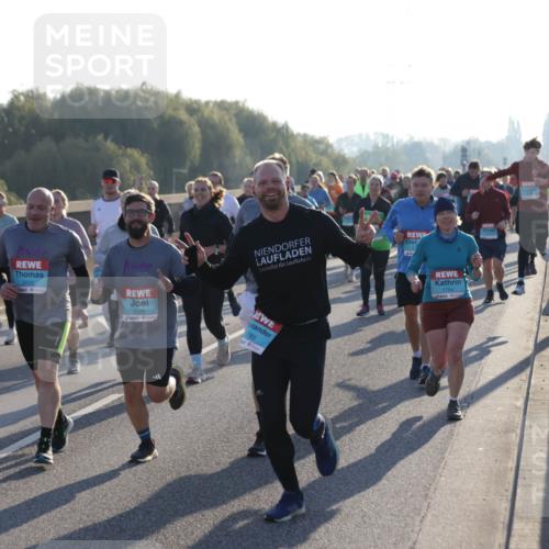 03.10.2025 - Köhlbrandbrückenlauf Jannik Wohlers http://msf.ph/oto/9054795 03.10.2025 09:20:23 Position 3 3027, 3022, 3026, 1785 meine-sportfotos.de