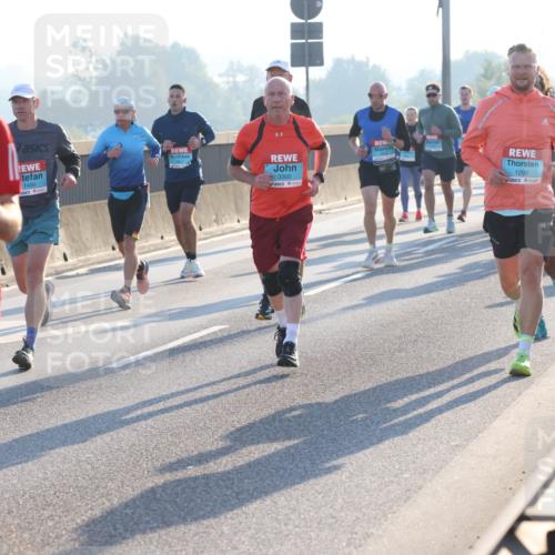 03.10.2025 - Köhlbrandbrückenlauf Lena Gebhardt http://msf.ph/oto/9054801 03.10.2025 09:16:40 Position 1 1490, 1219, 34, 3305, 1292 meine-sportfotos.de