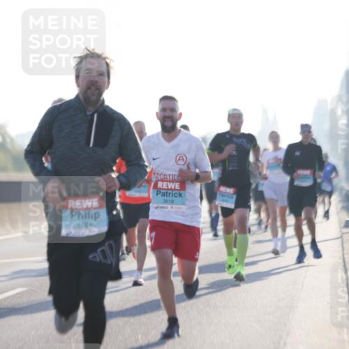 03.10.2025 - Köhlbrandbrückenlauf Jannik Wohlers http://msf.ph/oto/9054814 03.10.2025 09:12:36 Position 3 1184, 3618 meine-sportfotos.de