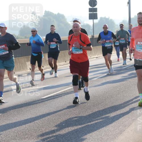 03.10.2025 - Köhlbrandbrückenlauf Lena Gebhardt http://msf.ph/oto/9054828 03.10.2025 09:16:40 Position 1 1, 1490, 3305, 1292 meine-sportfotos.de