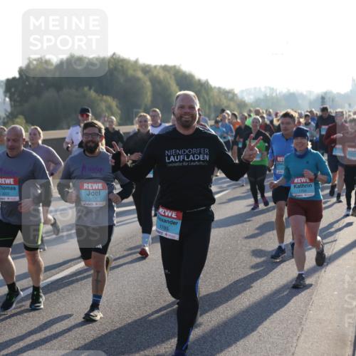 03.10.2025 - Köhlbrandbrückenlauf Jannik Wohlers http://msf.ph/oto/9054832 03.10.2025 09:20:24 Position 3 3022, 3026, 1785, 1754 meine-sportfotos.de